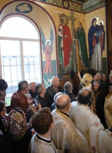 Sfințirea picturii și a lucrărilor efectuate la Biserica cu hramul „Sfinții Arhangheli Mihail și Gavriil” din Fălticeni