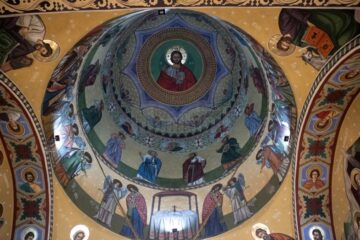 Sfințirea picturii și a lucrărilor efectuate la Biserica cu hramul „Sfinții Arhangheli Mihail și Gavriil” din Fălticeni