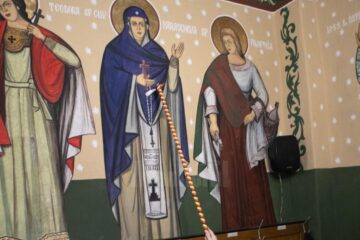 Sfințirea picturii și a lucrărilor efectuate la Biserica cu hramul „Sfinții Arhangheli Mihail și Gavriil” din Fălticeni