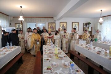 Sfințirea picturii și a lucrărilor efectuate la Biserica cu hramul „Sfinții Arhangheli Mihail și Gavriil” din Fălticeni
