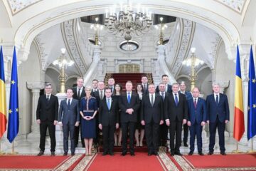 Guvernul Orban după depunerea jurământului la Palatul Cotroceni