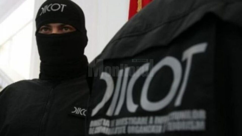 Procurorii DIICOT au coordonat 36 de percheziții