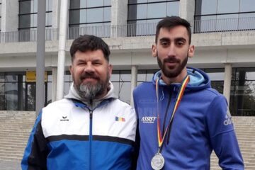 Antrenorul Radu Mihalescu, alături de vicecampionul național Andrei Gafița