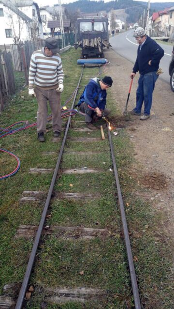 Mocănița din Moldovița va face trei curse zilnice de sărbători, pe o linie proaspăt renovată