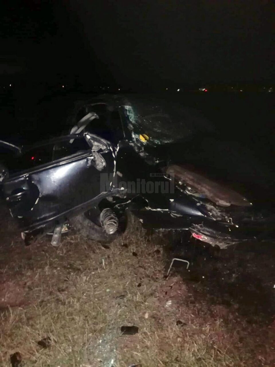 O fată de 14 ani și-a pierdut viața după un accident rutier grav, lângă Rădăuți