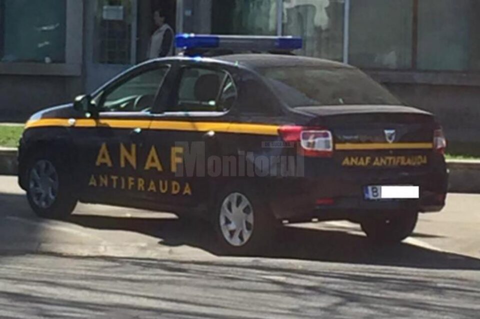 Inspectorii de la ANAF au drept de a opri mașini pentru control