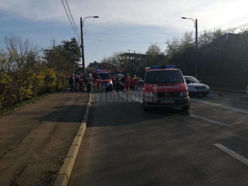 Tamponare cu trei mașini, pe Calea Unirii