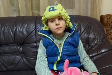 Iustin Gabriel Piticaru suferă de diplegie spastică - formă ataxică