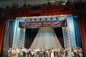 Spectacol aniversar și Festivalul ,,Cântecele Neamului”, organizate de Școala de Arte ,,Ion Irimescu” Suceava