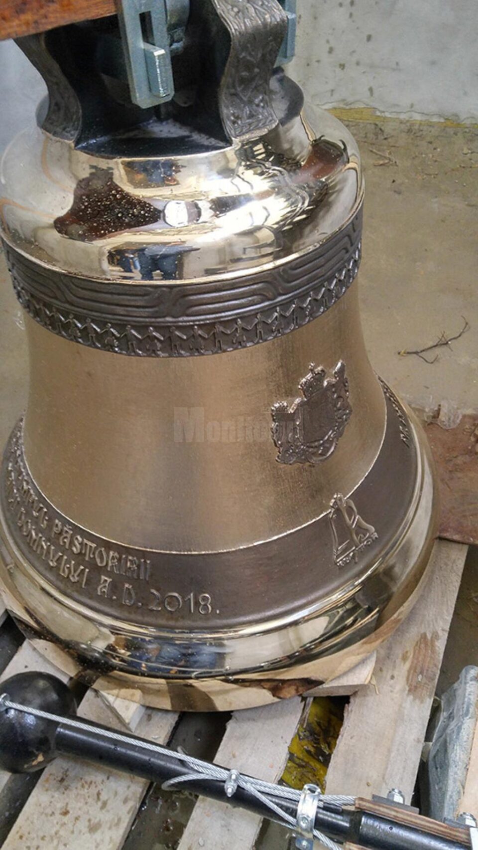 Cele trei clopote care vor fi montate în curând în Turnul Unirii