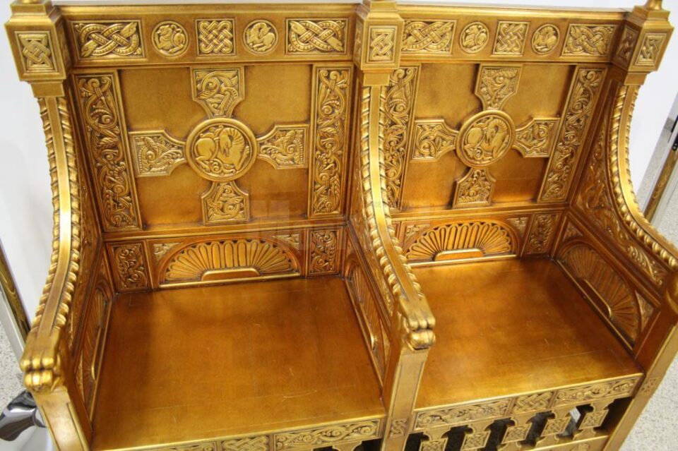 O expoziție cu piese din tezaurul național, aduse de la Muzeul Peleș, vernisată ieri la Muzeul de Istorie Suceava