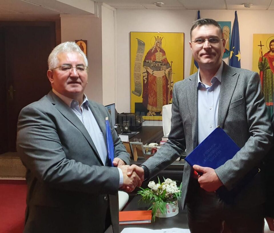 Primarul Sucevei a semnat contractul pentru extinderea și modernizarea Grădiniței „Dumbrava Minunată”