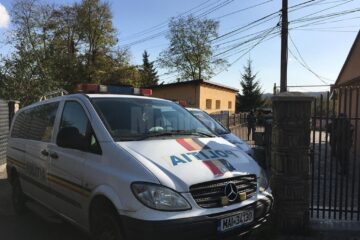 Două mașini cu luptători de la Acțiuni Speciale au acționat în acest caz