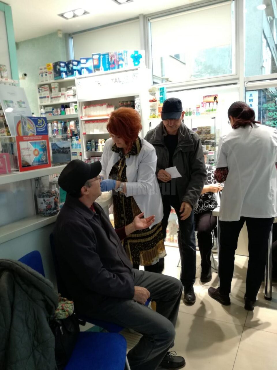 Studenții Departamentului de Sănătate și Dezvoltare Umană al Universității „Ștefan cel Mare” din Suceava, implicați în prevenirea și controlul diabetului zaharat