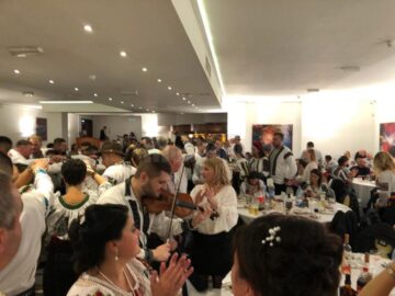 Taraful Florin Mucea, Angelica Flutur, Grigore Gherman și Maria Dragomiroiu au cântat pentru românii din Diaspora, în prag de sărbători