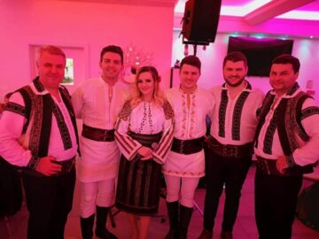 Taraful Florin Mucea, Angelica Flutur, Grigore Gherman și Maria Dragomiroiu au cântat pentru românii din Diaspora, în prag de sărbători