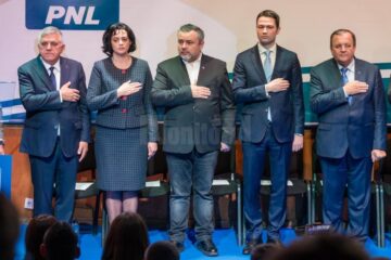 Liderii PNL Suceava la Gala Tinerilor Liberali