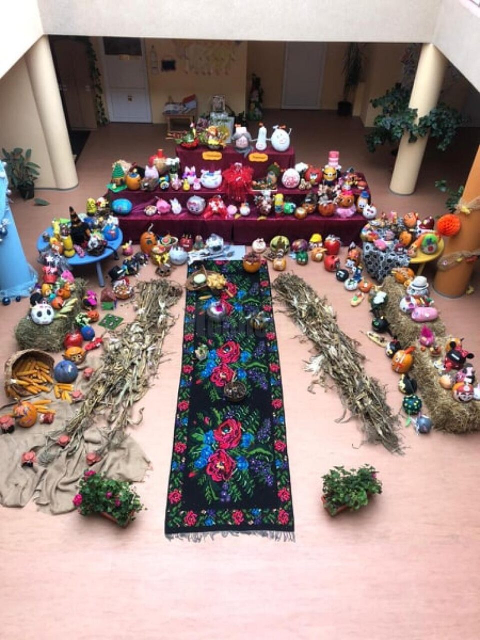 Festivalul toamnei și parada costumelor Eco, la Școala Primară ”Sfântul Ioan cel Nou de la Suceava”