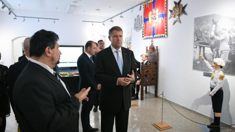 Președintele Klaus Iohannis la Muzeul Bucovinei Sursa. Foto: Președinția României
