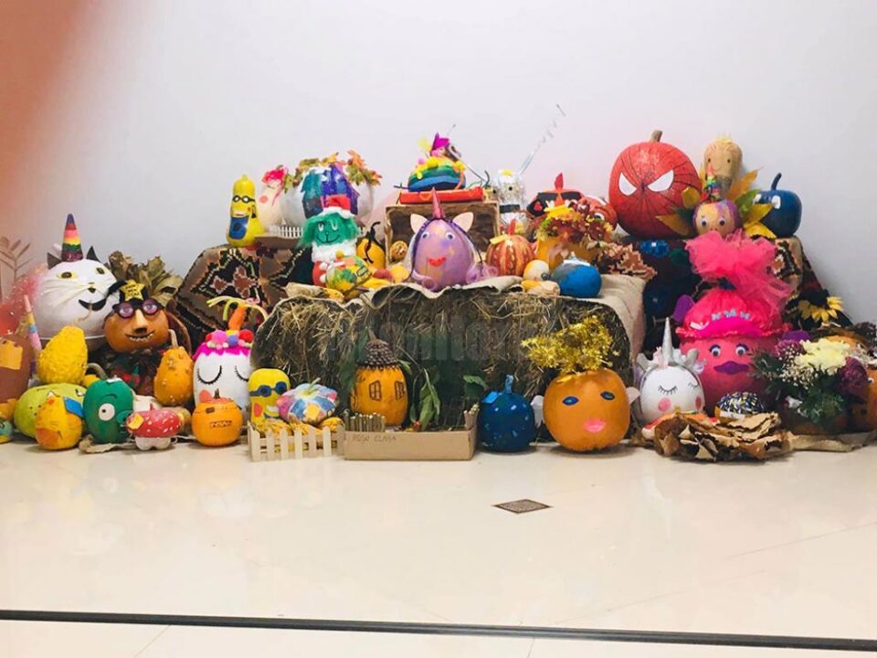 Festivalul toamnei și parada costumelor Eco, la Școala Primară ”Sfântul Ioan cel Nou de la Suceava”