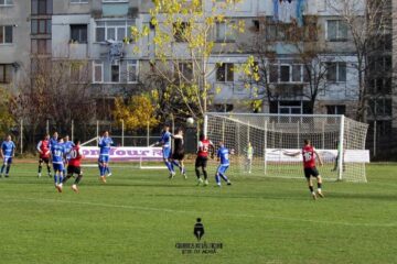 Șomuz nu a reușit să obțină decât un punct din duelul cu echipa din Galați. Foto Alex Săvescu (Cronica de Fălticeni)