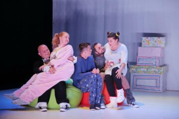 Extraterestrul care își dorea ca amintire o pijama Foto: Teatrului Municipal „Matei Vișniec”
