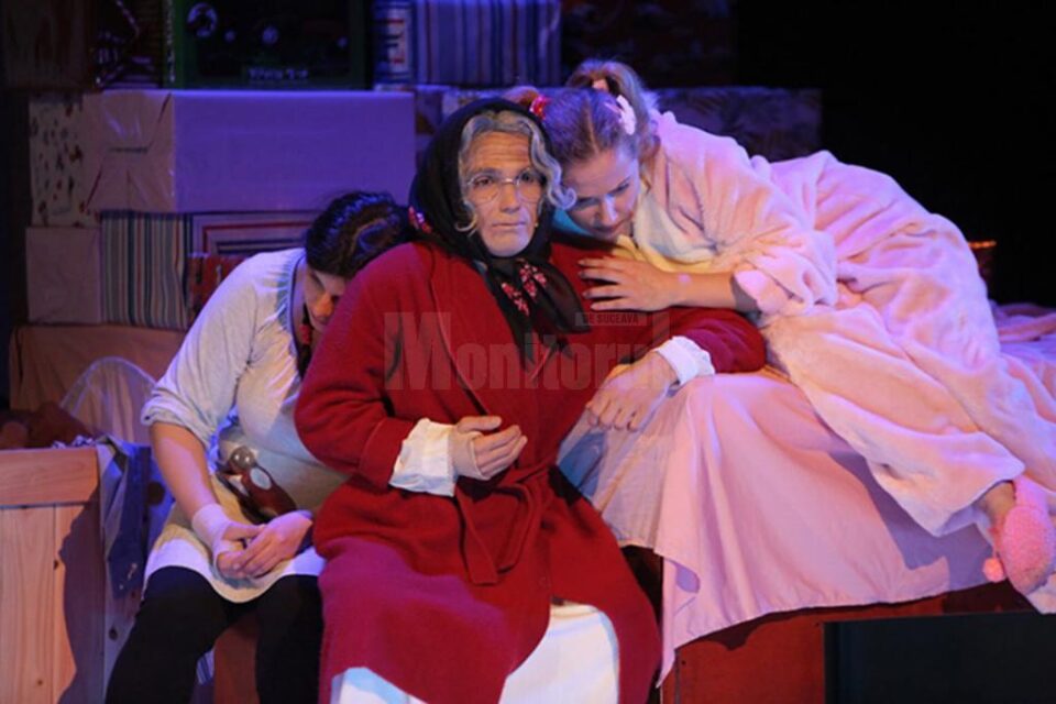 „Extraterestrul care își dorea ca amintire o pijama”, în turneu în orașele din județ, în țară și în Italia