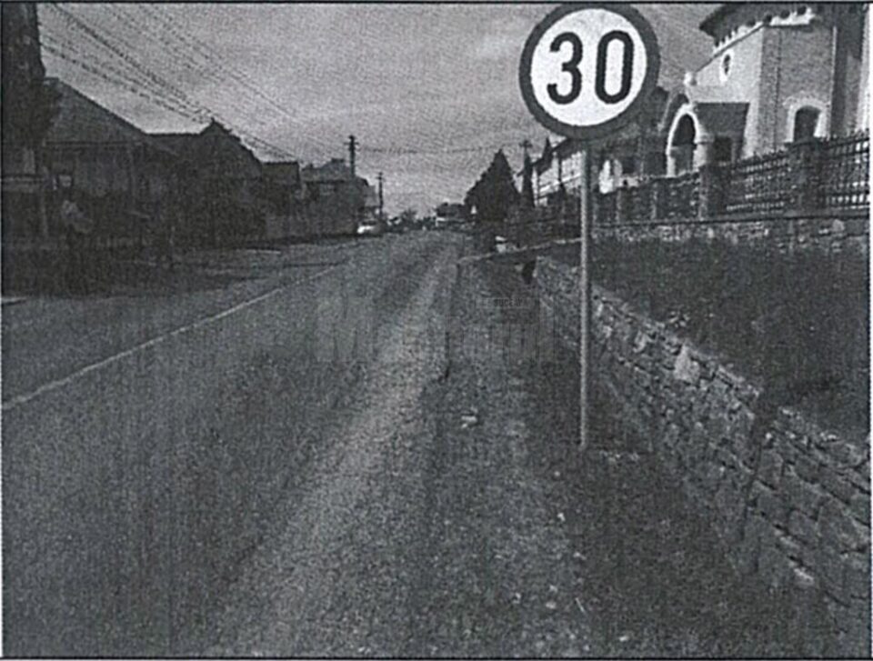 Accidentul s-a petrecut în centrul localității Pârteștii de Sus, în apropiere de biserica ortodoxă, în zona limitată la 30 de km/h