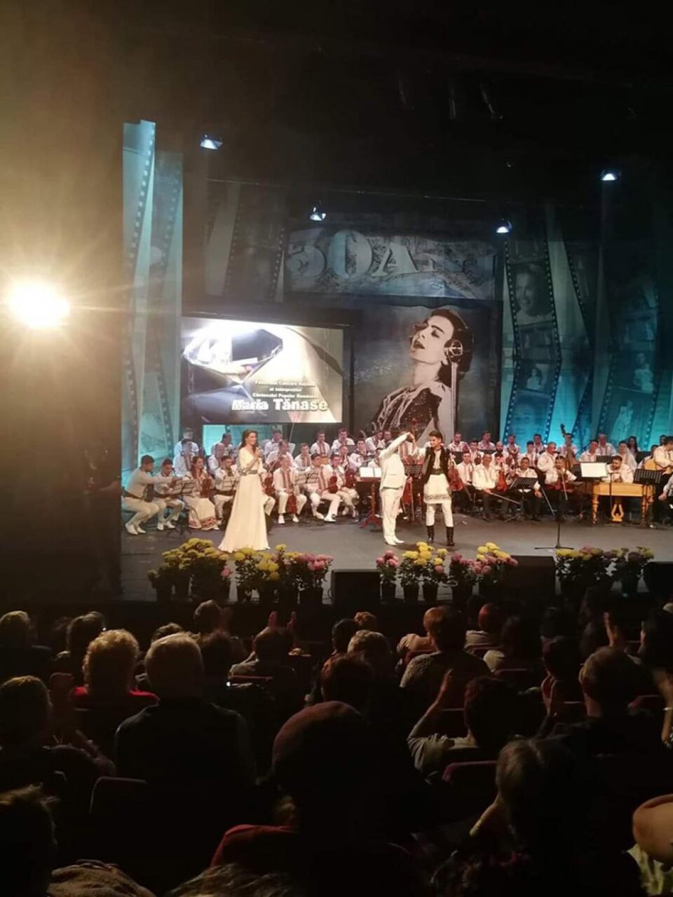 Elevul sucevean Andrei Mironescu, pe podium la prestigiosul Festival-Concurs Național „Maria Tănase”