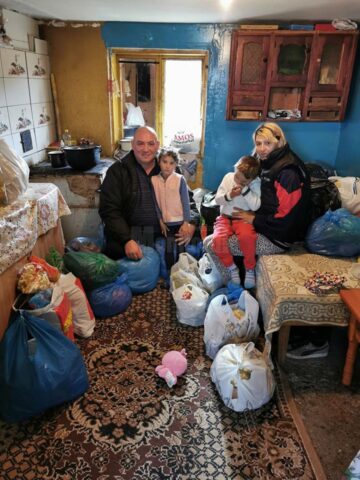 O familie cu 10 copii din Râșca are nevoie de ajutor