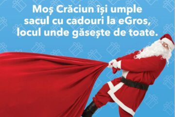 MOȘ CRĂCIUN ÎȘI UMPLE SACUL DE CADOURI LA EGROS SHOPPING SUCEAVA MOȘ CRĂCIUN ÎȘI UMPLE SACUL DE CADOURI LA EGROS SHOPPING SUCEAVA
