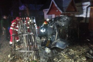 Un bărbat a murit și altul a ajuns la spital, după un accident petrecut în timpul nopții, la Putna