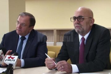 Președintele Consiliului Județean Suceava, Gheorghe Flutur, și managerul spitalului, Vasile Rîmbu