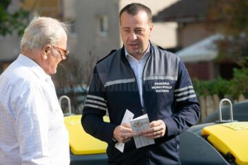 Lucian Harsovschi: "Primăria Suceava se ocupă de igienizarea containerelor dedicate colectării selective"