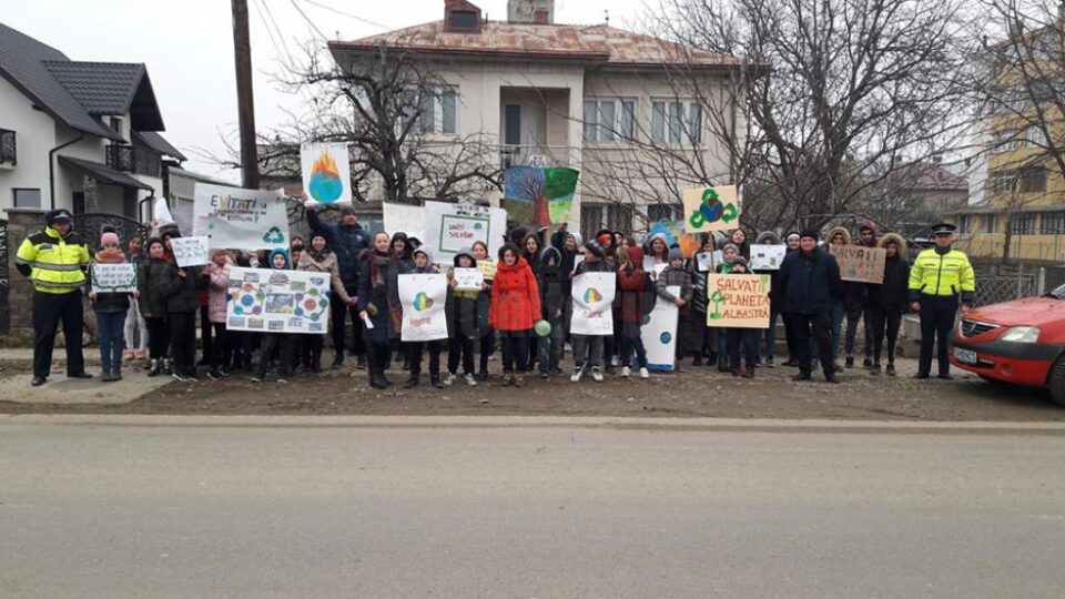 Schimbările climatice, în atenția elevilor de la Școala Gimnazială Verești