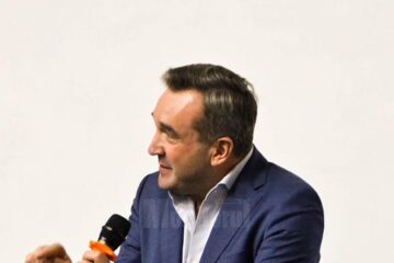 Avocatul Dragoș Bujorean a stat de vorbă cu studenții