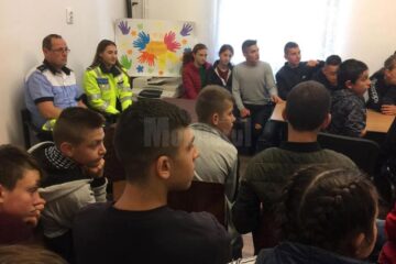 „Mesageri împotriva violenței”, la Centrul Școlar „Sf. Andrei” Gura Humorului
