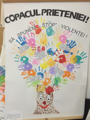 „Mesageri împotriva violenței”, la Centrul Școlar „Sf. Andrei” Gura Humorului