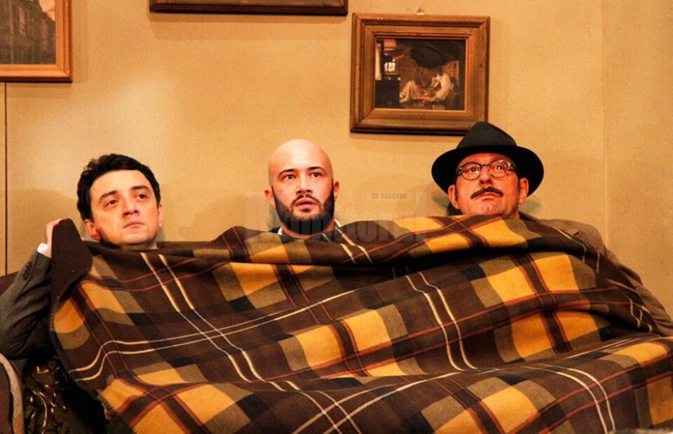 Spectacolul de teatru „Bani din cer”, în regia lui Horațiu Mălăele, astăzi, la Casa de Cultură Suceava Spectacolul de teatru „Bani din cer”, în regia lui Horațiu Mălăele, astăzi, la Casa de Cultură Suceava