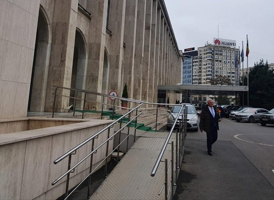 Reabilitarea Curții Domnești, amenajarea zonei de agrement a râului Suceava și alte proiecte, discutate de Ion Lungu, la București, cu miniștrii Guvernului Orban