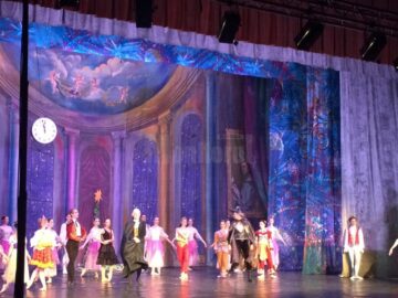 Zeci de soliști ai Teatrului de Operă și Balet din Kiev, aplaudați îndelung la Suceava, după spectacolul „Spărgătorul de nuci”