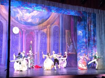 Zeci de soliști ai Teatrului de Operă și Balet din Kiev, aplaudați îndelung la Suceava, după spectacolul „Spărgătorul de nuci”