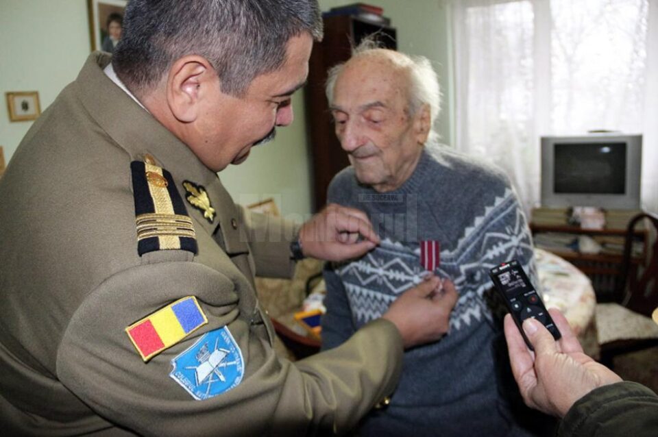 Emblema de Merit pentru col (r) Zavati Constantin