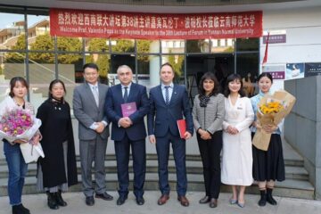 Delegațiile celor două universități Delegațiile celor două universități