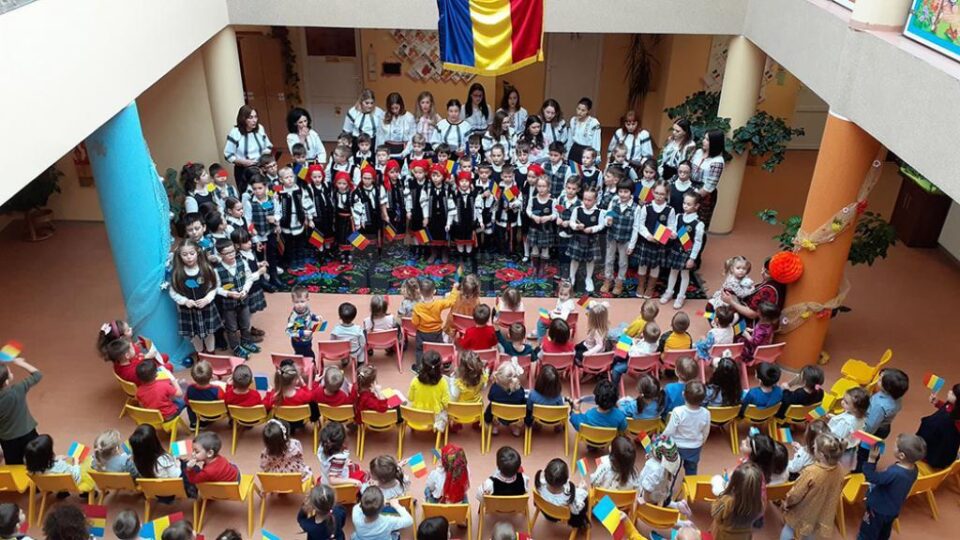 Ziua Bucovinei, sărbătorită la Grădinița și Școala Primară „Sfântul Ioan cel Nou de la Suceava”