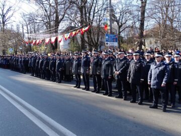 Parada de 1 Decembrie, din centrul Sucevei, a fost urmarită de mii de oameni 3