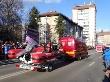 Defilarea ISU