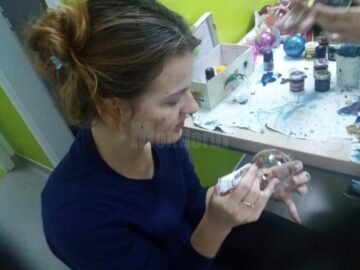 Copiii de la Centrul „Maria Ward” îi așteaptă pe rădăuțeni duminică, la Târgul de Crăciun