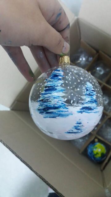 Copiii de la Centrul „Maria Ward” îi așteaptă pe rădăuțeni duminică, la Târgul de Crăciun