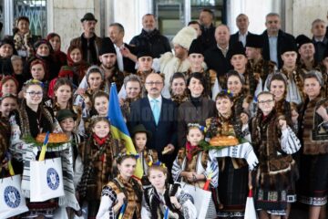 O delegație din Bucovina a fost primită la Guvernul României de Ziua Națională